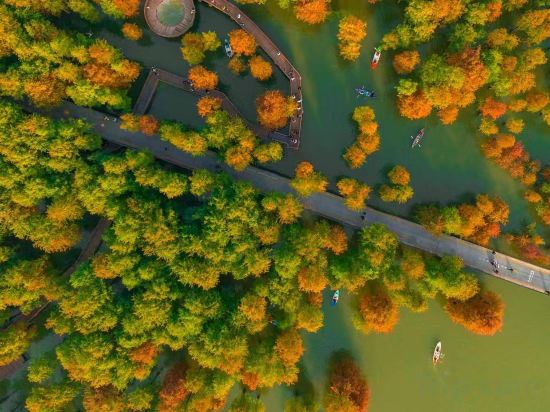 Фото Vienna Classic Hotel Hangzhou Linan