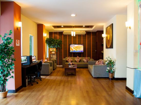 Фото Happyland Mansion