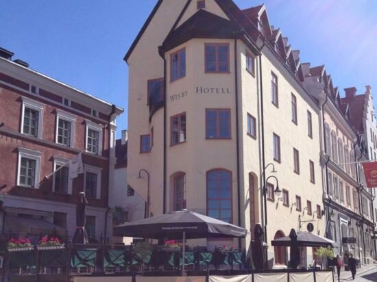 Фото отеля 1