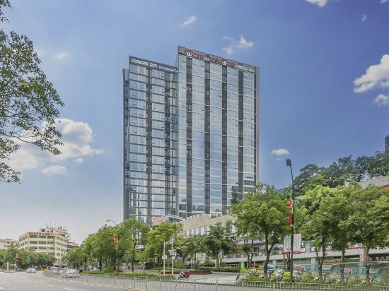 Фото Hilton Garden Inn Shenzhen Bao'an