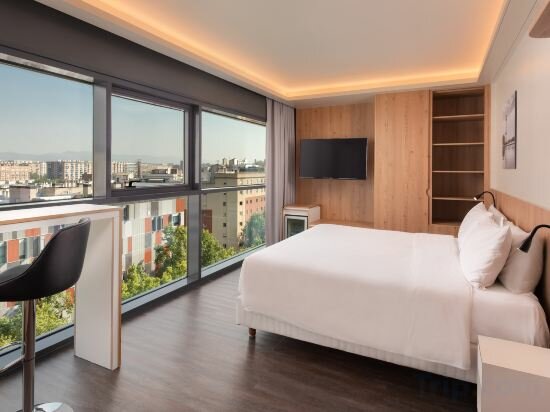 Фото Four Points by Sheraton Barcelona Diagonal