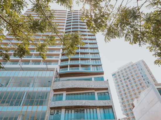 Фото La Vague Hotel