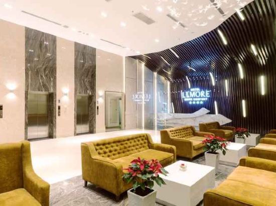 Фото LeMore Hotel