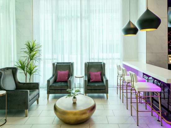 Фото Hilton Garden Inn Seattle Bellevue Downtown, Wa