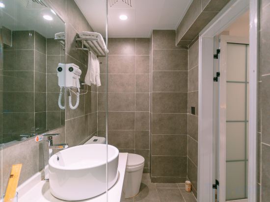 Фото Qingmu Hotel (Nanjing Provincial People's Hospital Shanghai Road Subway Station Branch)