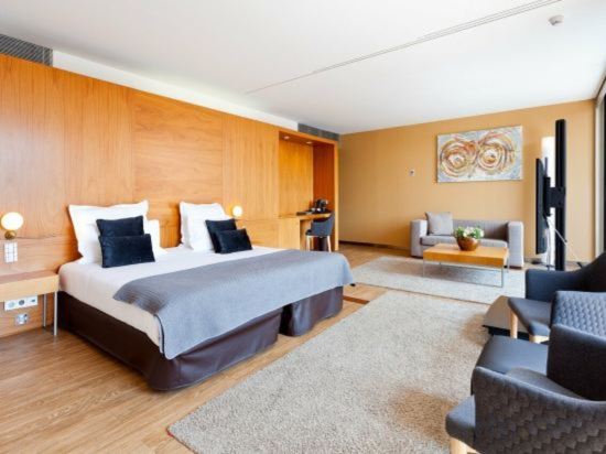 Фото Hotel Condes de Barcelona