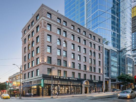 Фото The State Hotel