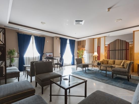 Фото Hotel Macià Alfaros