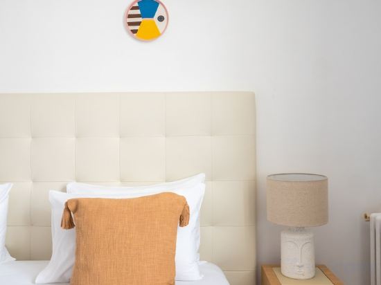 Фото Hôtel La Tour de Nesle La Rochelle Vieux Port