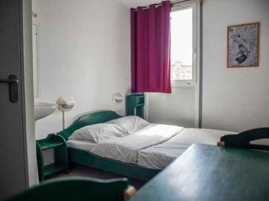 Фото Auberge Jeunesse Hi Paris - Le d’Artagnan