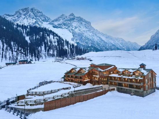Фото Four Points by Sheraton Sonmarg Resort