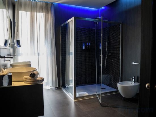 Фото Отель Divina Luxury