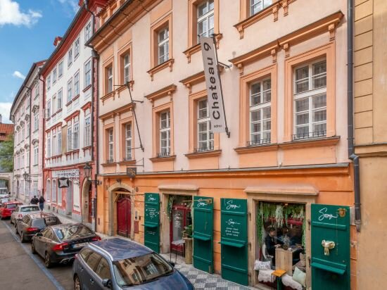 Фото Chateau 9 Apartments by Adrez Living