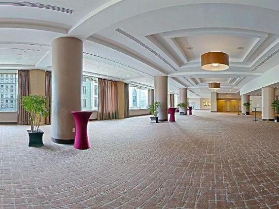 Фото Parc 55 San Francisco - A Hilton Hotel