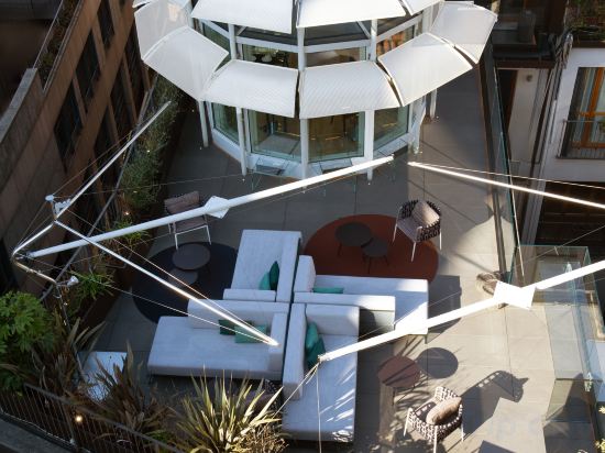 Фото The Street Milano Duomo