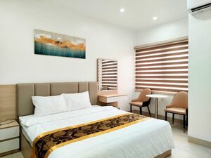 D&h Apartment Hotel (5/333 Van Cao), hotel