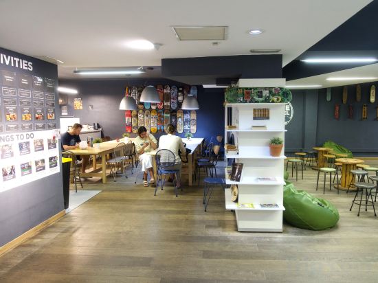 Фото Sant Jordi Hostels Sagrada Familia