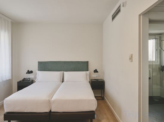 Фото Tres Torres Atiram Hotel