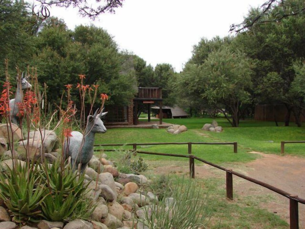 Фото Ko-Ka Tsara Bushcamp