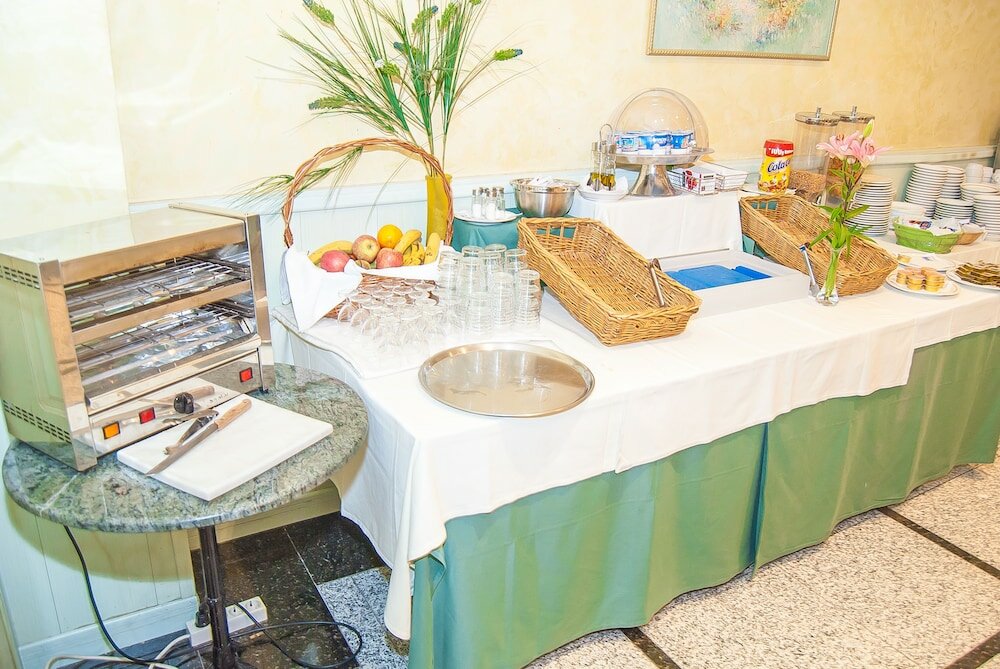 Фото Hotel Ana Maria