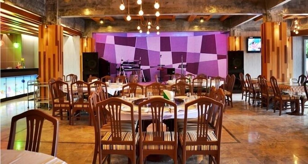 Фото Friendlytel Hotel