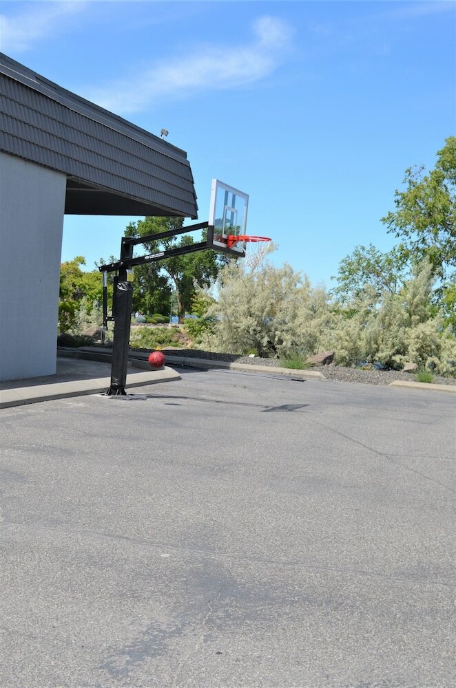 Фото Riverfront Hotel, SureStay Collection by Best Western