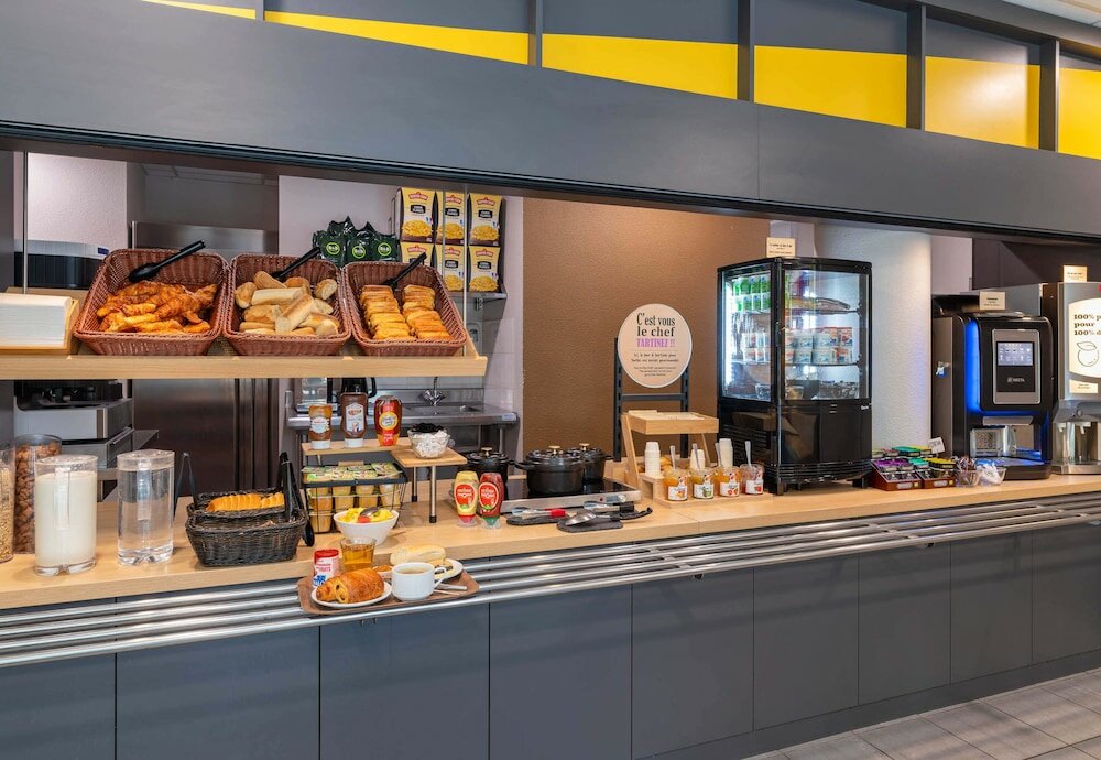 Фото B&b Hotel Lyon Caluire Cité Internationale