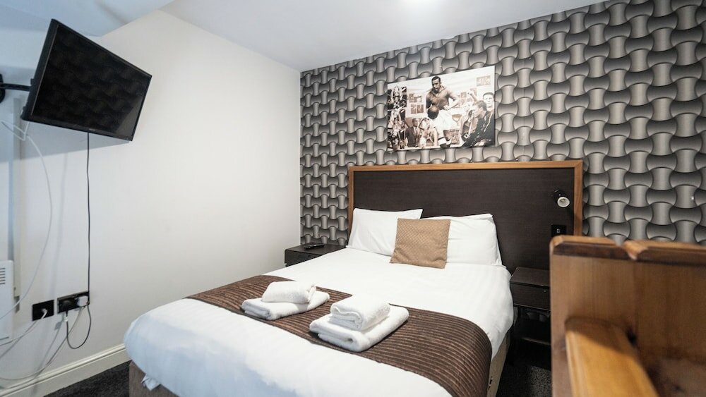 Фото Imperial Salford Hotel