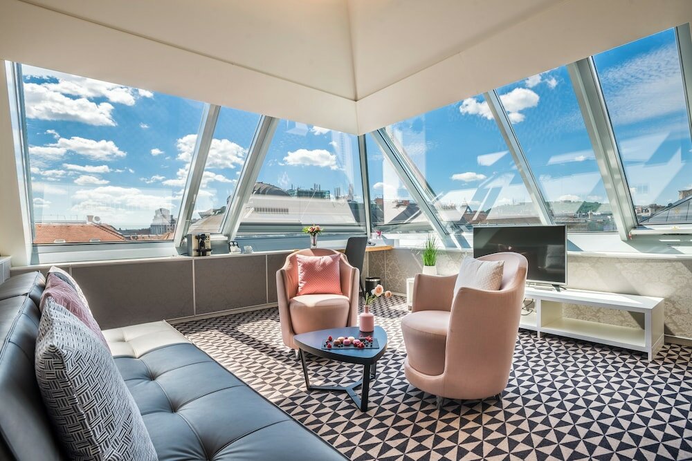 Фото Hotel Moments Budapest