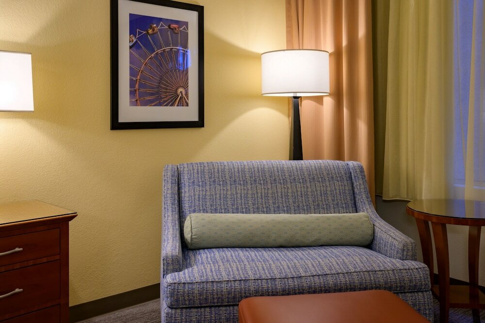 Фото Airtel Plaza Hotel