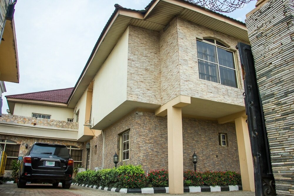 Фото Tivoli Residence & Bar