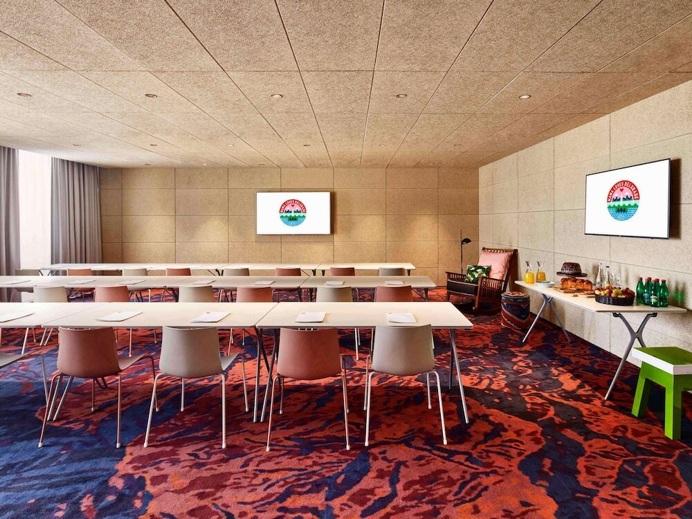 Фото Mama Shelter Belgrade