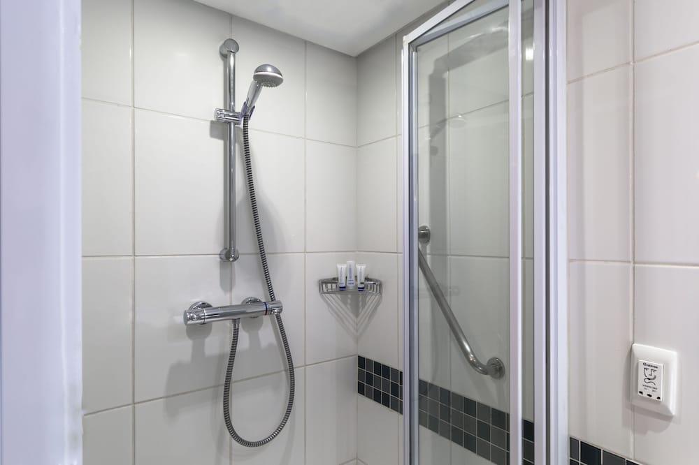 Фото Holiday Inn Express Sandton Woodmead, an Ihg Hotel