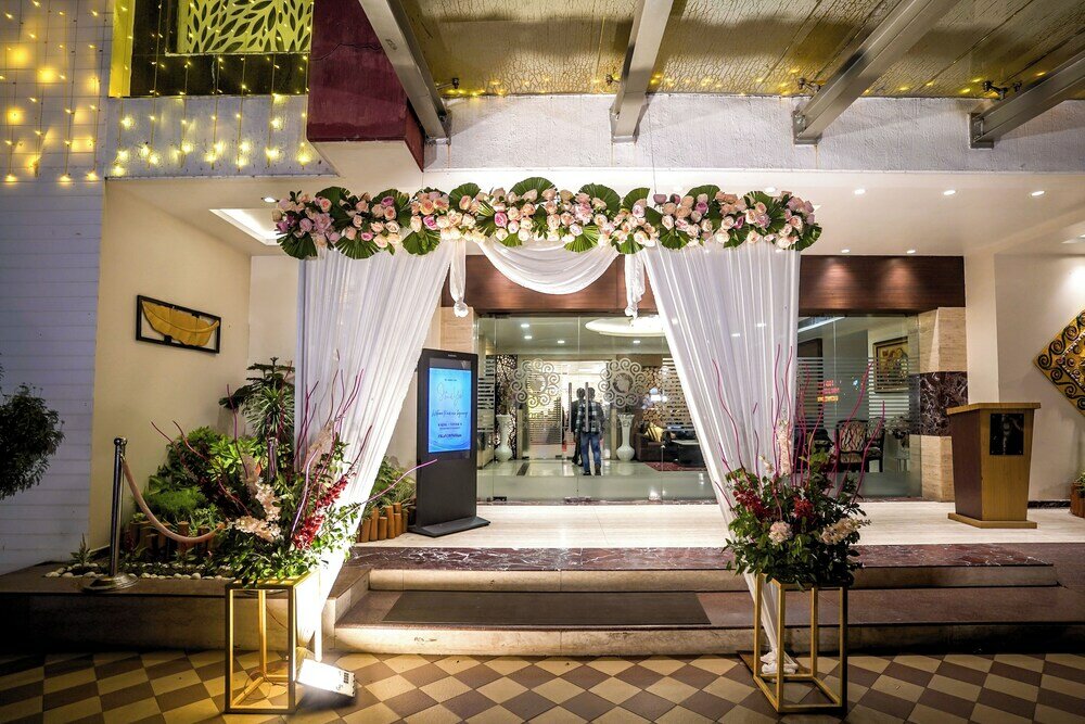 Фото Отель The Golden Apple