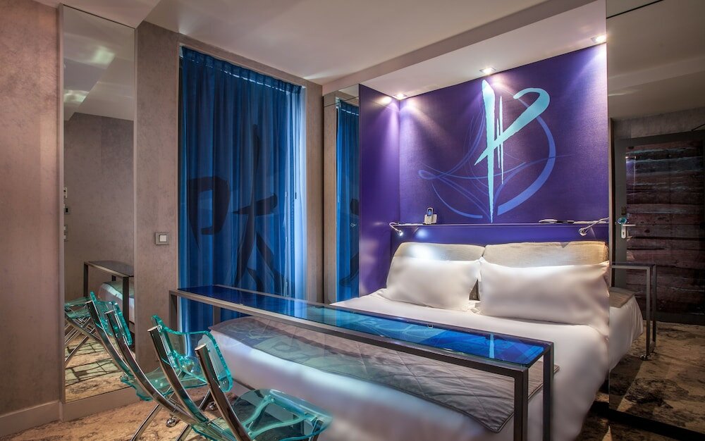 Фото Apostrophe Hotel