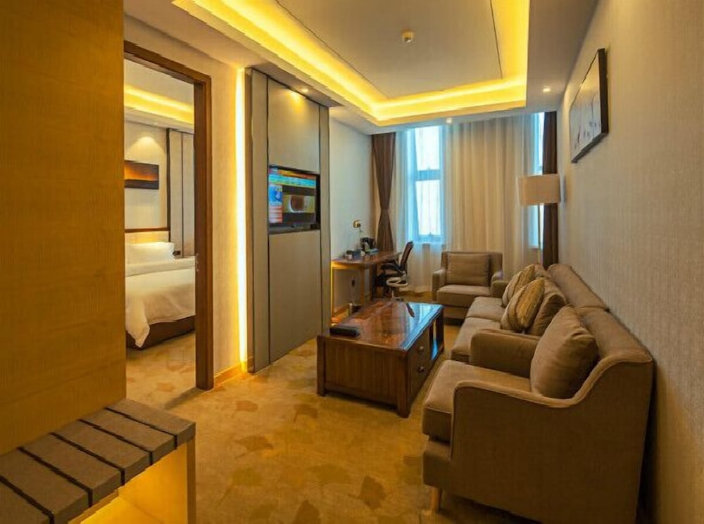 Фото Metropolo Nanjing South Railway Station Hotel