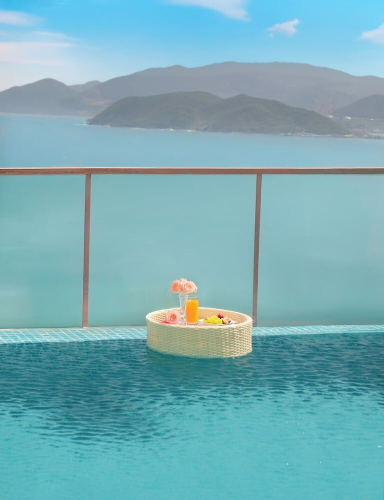 Фото V Hotel Nha Trang