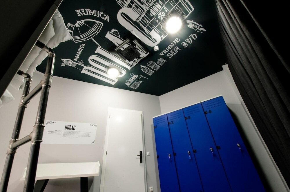 Фото Main Square Hostel