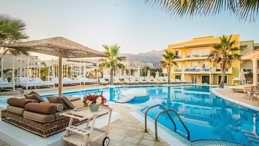 Фото Parthenis Beach Suites by the Sea