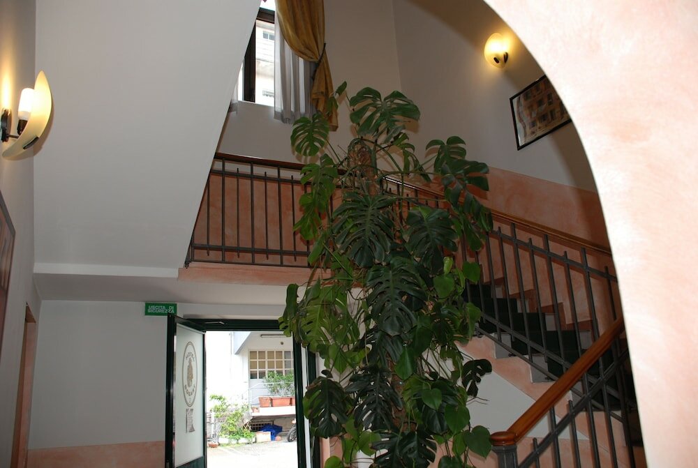 Фото Hotel Bogart 2