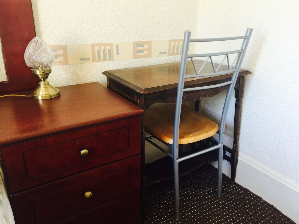 Фото Brentwood Villa Bed and Breakfast