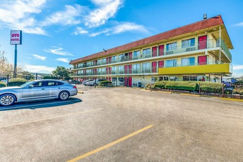 Гостиница Oyo Hotel Houston Southwest I-69 в Стаффорде
