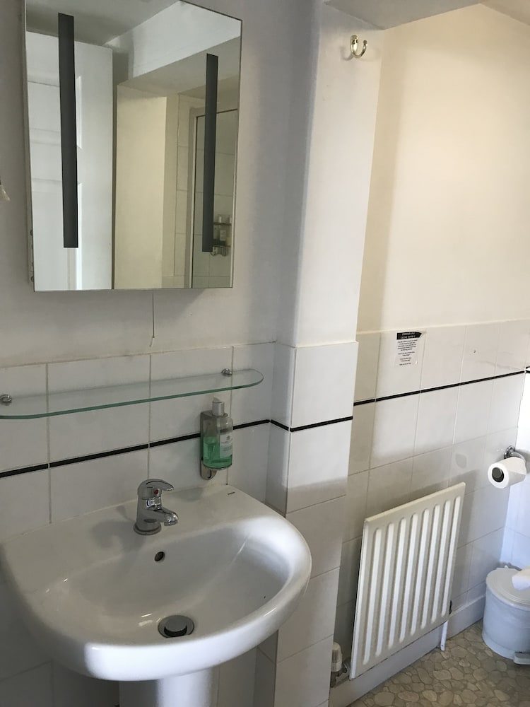 Фото Kempfield House Hotel