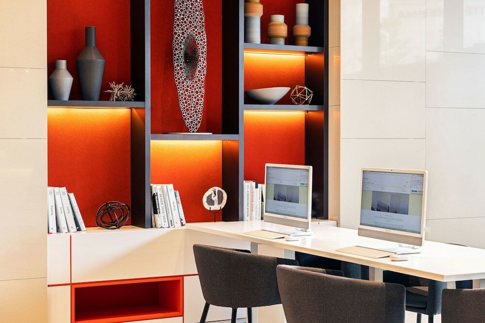 Фото Courtyard by Marriott Suwon