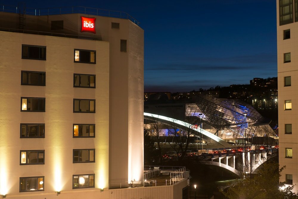 Фото Ibis Lyon Gerland Musée des Confluences