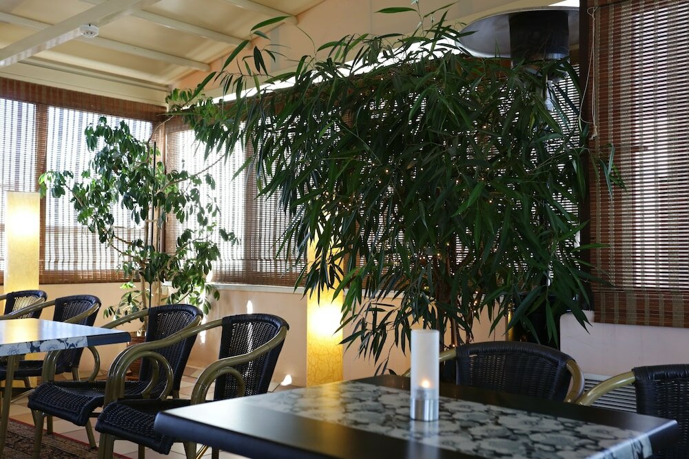 Фото Attalos Hotel