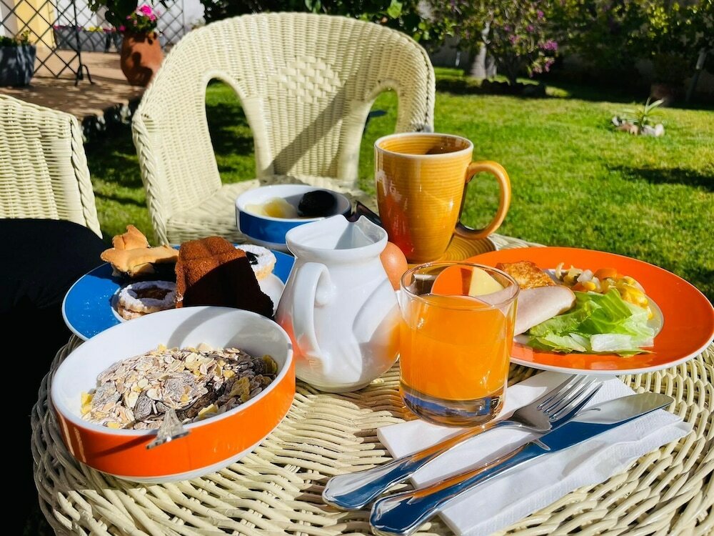 Фото Hotel Bougainville