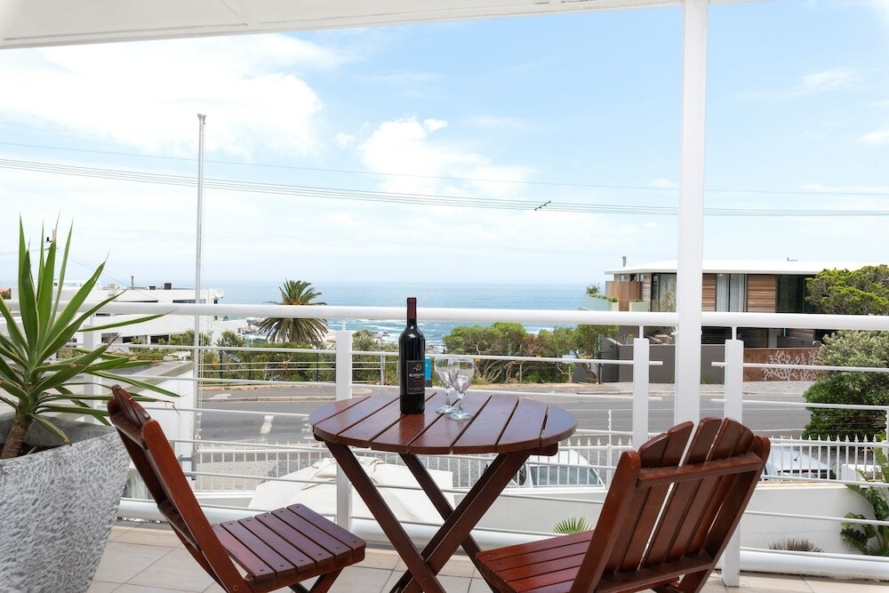 Фото 61 on Camps Bay