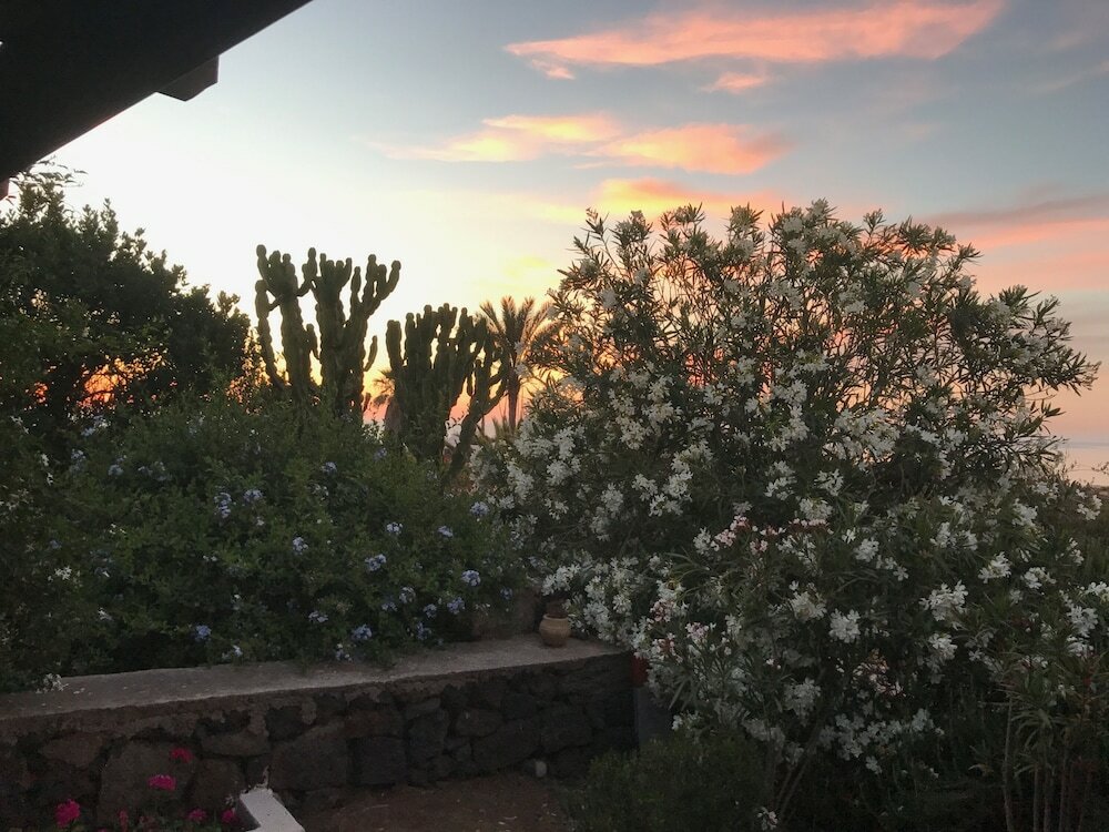 Фото I Dammusini di Pantelleria