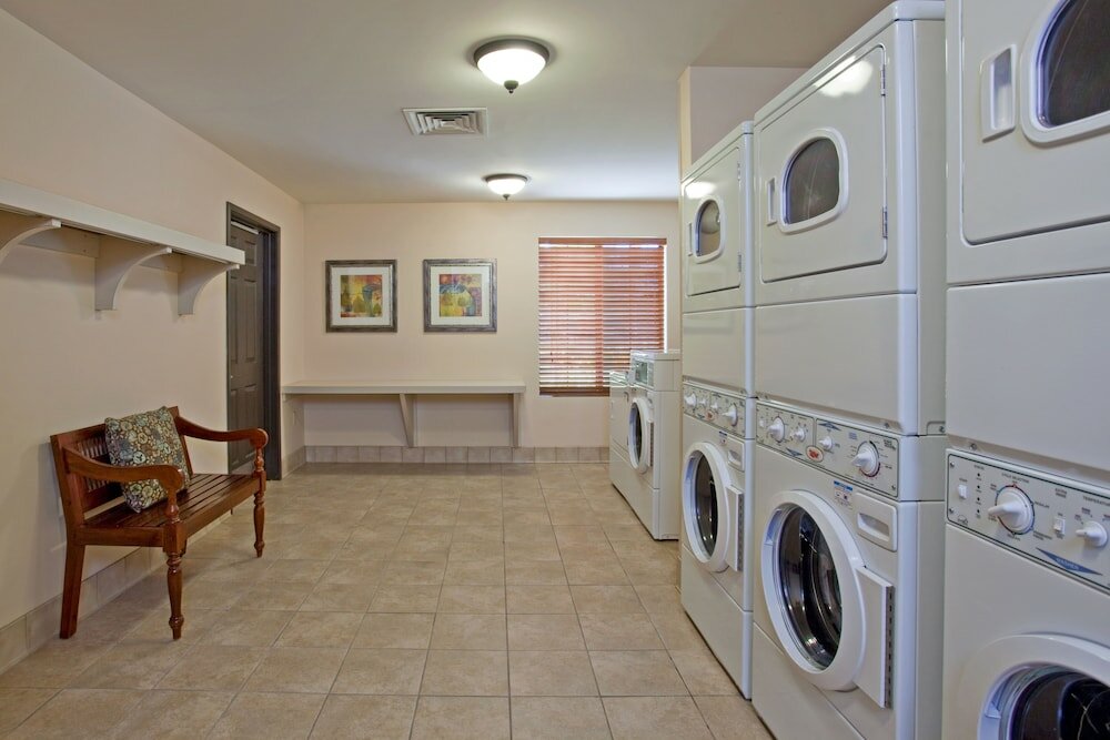 Фото Staybridge Suites Palmdale, an Ihg Hotel